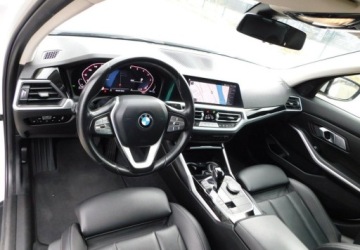 BMW Seria 3 G20-G21 2021 BMW Seria 3 2.0D z Gwarancja Line Shadow Model 2022r 2.0 Diesel 150KM, zdjęcie 15