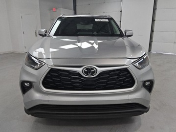 Toyota Highlander III 2022 Toyota Highlander XLE 2022 3.5 Benzyna 295KM, zdjęcie 5
