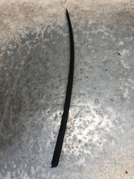 Leiste Schutzleiste Fenster CZOLOWEJ links vorne AUDI A4 B8 LIFT 8K0854327