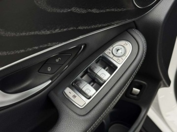 Mercedes GLC C253 SUV Facelifting 2.0 200d 163KM 2022 Mercedes-Benz GLC 200 d 4-Matic AMG Line Kamera 360 Nawigacja Podgrzewa, zdjęcie 21