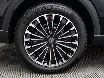 Omoda 9 1.5 T-GDI 537KM 2025 OMODA Omoda 9 1.5 Super Hybrid Exclusive AWD Suv 537KM 2025, zdjęcie 13