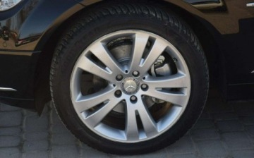 Mercedes Klasa C W204 Limuzyna 1.8 200 CGI BlueEFFICIENCY 184KM 2009 Mercedes-Benz Klasa C 1.8 Kompresor Automat PDC Sprowadzony 1.8 Benzyna, zdjęcie 17