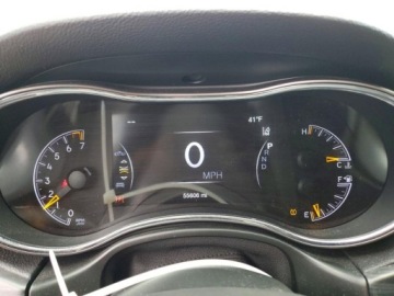 Jeep Grand Cherokee IV 2019 Jeep Grand Cherokee 2019 JEEP GRAND CHEROKEE LIMITED 3.6 Benzyna 293KM, zdjęcie 9