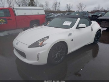 Nissan 370Z 2019 Nissan 370 Z NISSAN 370Z TOURING 3.7 Benzyna 332KM, zdjęcie 5
