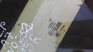 A7 4G S7 SKLO (OKNO) DVEŘE LEVÝ PŘEDNÍ 13R 2013