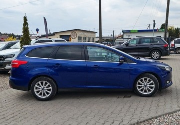 Ford Focus III Kombi Facelifting 1.0 EcoBoost 125KM 2016 Ford Focus SW swiezo sprowadzone, zarejestrowane Benzyna 125KM, zdjęcie 8