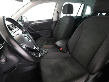 Volkswagen Tiguan II SUV 2.0 TDI BlueMotion Technology 240KM 2018 Volkswagen Tiguan GRATIS! Pakiet Serwisowy o, zdjęcie 12