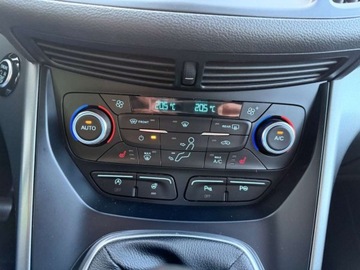 Ford Kuga II SUV Facelifting 1.5 EcoBoost 150KM 2017 Ford Kuga LEDNavigacjaAsystent ParkowaniaPodgrzewana KierownicaNowy Rozrzad, zdjęcie 13