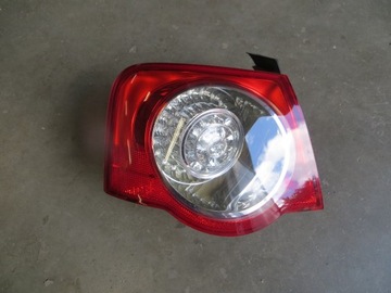 VW PASSAT B6 SEDAN R.12 PRAWA TYŁ LAMPA 3C5945096H