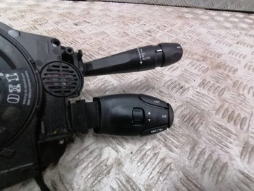 JUMPY III PROACE EXPERT 16R- PŘEPÍNAČ KOMBINOVANÝ PÁSEK MINCE 98262688ZD