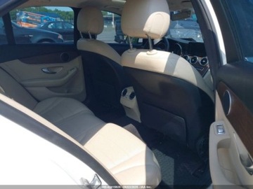 Mercedes Klasa C W205 2019 Mercedes-Benz Klasa C 2019 MERCEDES-BENZ C 300 4MATIC 2.0 Benzyna 255KM, zdjęcie 15
