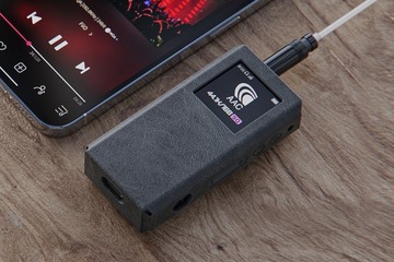 FiiO BTR7 — усилитель для наушников с Android-ЦАП