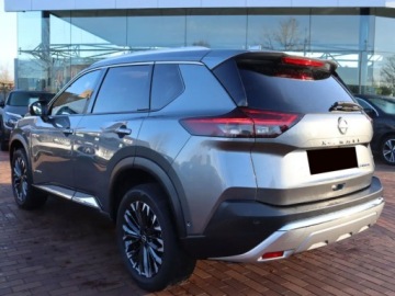 Nissan X-Trail IV 1.5 VC-T e-POWER 213KM 2025 Od ręki - Tekna e-POWER 4WD 1.5 213KM / Pakiet Premium, zdjęcie 3