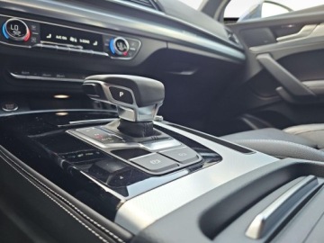 Audi Q5 II SUV Facelifting 2.0 40 TFSI MHEV 204KM 2023 Audi Q5 matrixy, kamera cofania, tempomat, 2.0 Benzyna 204KM, zdjęcie 18