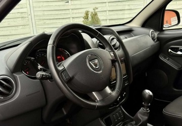 Dacia Duster I SUV Facelifting 1.2 TCe 125KM 2014 Dacia Duster Dacia Duster 1.2 TCe Celebration 1.2 Benzyna 125KM, zdjęcie 9