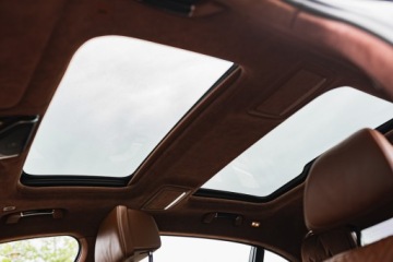 BMW Seria 7 G11-G12 Sedan 750i 450KM 2016 BMW G12 750Li xDrive Individual, zdjęcie 25