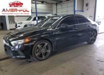 Mercedes Klasa A W177/V177 2022 Mercedes-Benz Klasa A 220 4Matic 2022 2.0L 2.0 Benzyna 188KM