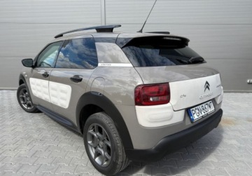 Citroen C4 Cactus Crossover 1.2 PureTech 110KM 2017 Citroen C4 Cactus Bezwypadek C4 Cactus 1.2 Benzyna 110KM, zdjęcie 4