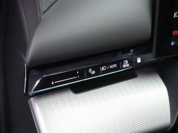 BMW Seria 5 G90-91 Sedan Plug-In 2.0 30e 299KM 2025 BMW Seria 5 530e Sport Sedan 2.0 (299KM) 2025, zdjęcie 8