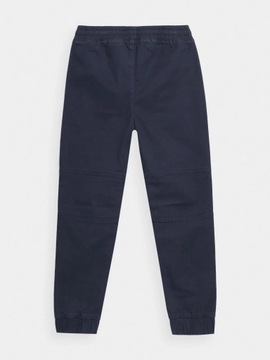 БРЮКИ ДЛЯ МАЛЬЧИКОВ 4F ДЖОГГЕРЫ ДЛЯ ДЕТЕЙ, ХЛОПОК AW23M412