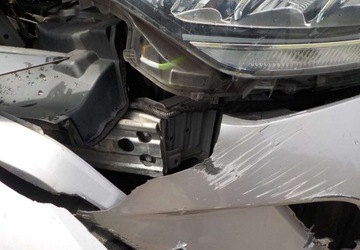 Toyota C-HR I Crossover Facelifting 1.8 Hybrid 122KM 2021 Toyota C-HR Okazja 1.8 Hybryda 122KM, zdjęcie 6