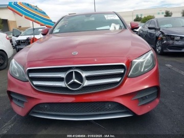 Mercedes Klasa E W213 2020 Mercedes-Benz Klasa E 2020r., 350, od ubezpieczalni 2.0 Benzyna 255KM, zdjęcie 1