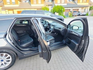 Ford Mondeo V Kombi 1.6 TDCi 115KM 2015 Ford Mondeo TITANIUM___Skora Navi Kamera Convers KeylessGo SONYsync___, zdjęcie 17