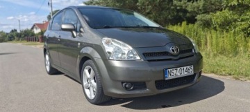 Toyota Corolla Verso E120 2.2 D-4D 177KM 2006 Toyota Corolla Verso Toyota Corolla Verso 7 Osobowa Zarejestrowana 2.2, zdjęcie 4