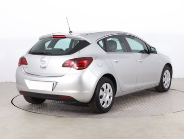 Opel Astra J Hatchback 5d 1.6 Twinport ECOTEC 115KM 2010 Opel Astra 1.6 16V, Salon Polska, Klima, zdjęcie 4