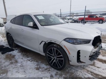 BMW X6 G06 2024 BMW X6 xDrive40i 2024 3.0 Benzyna 375KM