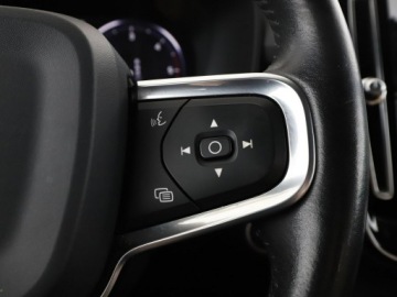 Volvo XC40 Crossover 2.0 D4 190KM 2019 Volvo XC 40 MomentumPro automat AWD D4 skóra navi, zdjęcie 30