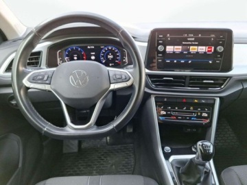 Volkswagen T-Roc I SUV Facelifting 1.0 TSI 110KM 2022 Volkswagen T-Roc 1.0TSI 110KM Manual OCAC GRATIS AppConnect FV23, zdjęcie 14