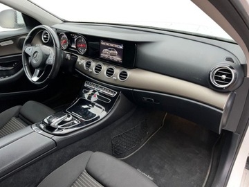 Mercedes Klasa E W213 Limuzyna 2.0 220d 194KM 2016 Mercedes-Benz Klasa E W213 Salon PL Automat Kamera Czujniki Pakiet Bu, zdjęcie 11