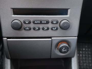 Opel Zafira A 1.8 16V 125KM 2004 Opel Zafira 1.8 16V, GAZ, 7 miejsc, HAK, Klima, zdjęcie 11