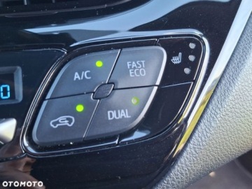 Toyota C-HR I Crossover 1.8 Hybrid 122KM 2019 Toyota C-HR Toyota C-HR 1.8 Hybryda 122KM, zdjęcie 23