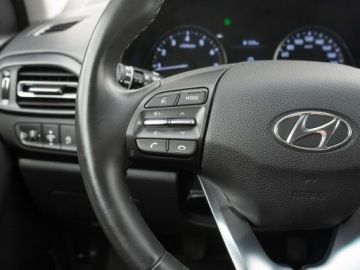 Hyundai i30 III Hatchback Facelifting 1.5 DPI 110KM 2021 Hyundai i30 WD6542P#1.5 DPI Comfort 2 stref klima, zdjęcie 13