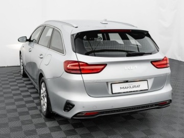 Kia Ceed III Kombi Facelifting 1.5 T-GDI 160KM 2022 Kia Cee'd GD4E989#1.5 T-GDI M 2 stref klima K.cof, zdjęcie 3