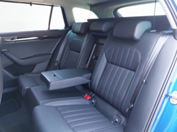 Skoda Superb III Scout 2.0 TDI SCR 200KM 2023 Skoda Superb 2.0TDI 200KM LK DSG 4x4 SerwisASO Acc Matrix DCC Kessy Hak FV, zdjęcie 1