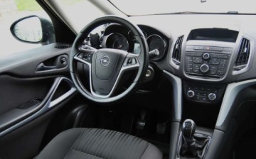 Opel Zafira C Tourer 2.0 CDTI ECOTEC 130KM 2012 Opel Zafira GWARANCJA, 2012r, 2.0 Diesel 130KM, Niski przebieg, Ladnie utr, zdjęcie 10
