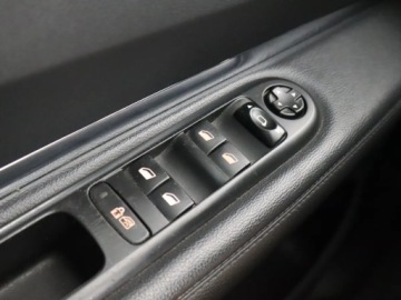 Peugeot 3008 I Crossover 1.6 HDi FAP 115KM 2014 Peugeot 3008 1.6 HDi, Navi, Klima, Klimatronic, zdjęcie 16