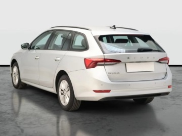 Skoda Octavia IV Kombi 2.0 TDI 115KM 2022 Skoda Octavia 2.0 TDI, 1. Właściciel, Serwis ASO, zdjęcie 3