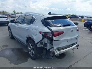 Alfa Romeo Stelvio 2021 Alfa Romeo Stelvio 2021r., 2.0L 2.0 Benzyna 280KM, zdjęcie 3