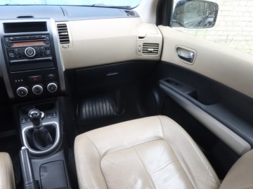 Nissan X-Trail II 2.0 dCi 150KM 2008 Nissan X-Trail 2.0 dCi, 4X4, Klima, Klimatronic, zdjęcie 7