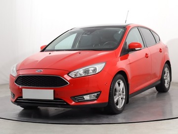 Ford Focus III Hatchback 5d facelifting 1.5 TDCi 120KM 2015 Ford Focus 1.5 TDCi, Salon Polska, Serwis ASO, zdjęcie 1