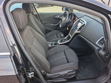 Opel Astra J Sports Tourer 1.4 Turbo ECOTEC 140KM 2011 Opel Astra Sliczna 1.4 b Ful Opcja Bezwypadkowa Zarejestrowana Gwarancja d, zdjęcie 22