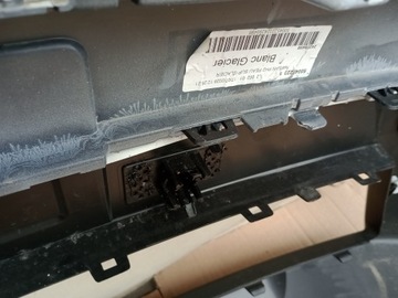 NISSAN PRIMASTAR II NV300 2021 2022 2023 2024 NÁRAZNÍK PŘEDNÍ 6xPDC