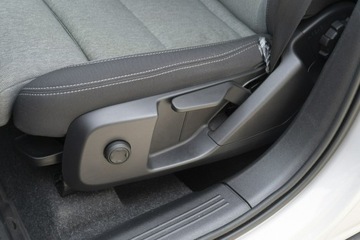 Volvo XC40 Crossover Facelifting 2.0 B4 197KM 2024 Volvo XC 40 B4 197KM FV23%, zdjęcie 9