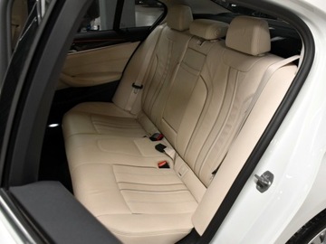 BMW Seria 5 G30-G31 Limuzyna Facelifting 2.0 520i 184KM 2021 BMW 520 AdaptiveLED/ Harman/ Aktywny Tempomat/ Dos, zdjęcie 10