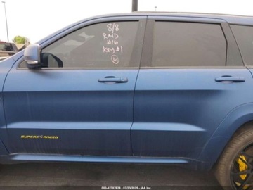 Jeep Grand Cherokee IV 2021 Jeep Grand Cherokee Trackhawk 2021 6.2l 6.2 Benzyna 707KM, zdjęcie 2