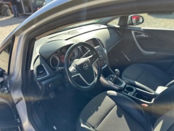 Opel Astra J Sports Tourer 2.0 CDTI ECOTEC 160KM 2011 Opel Astra J 2.0 Diesel 160KM ROK 2011, zdjęcie 5